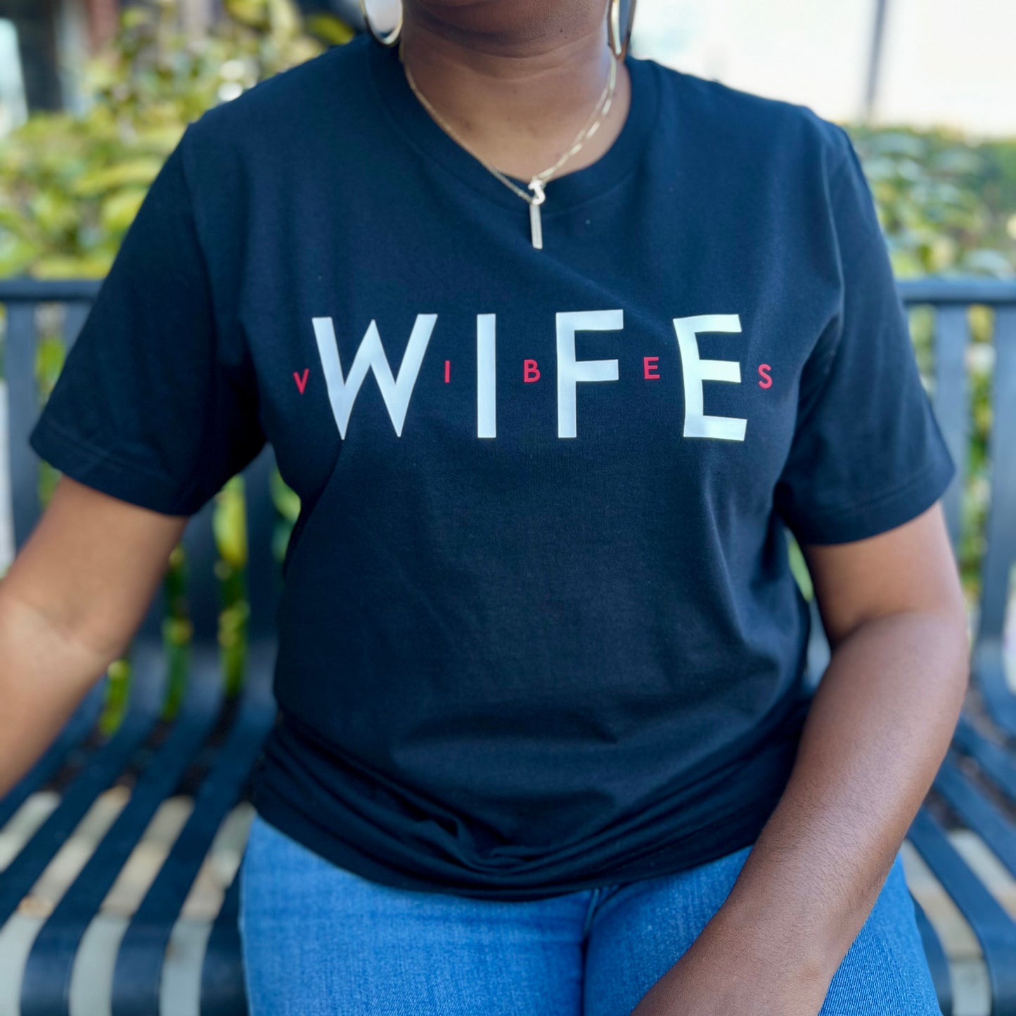 BLACK WIFE VIBES TEE
