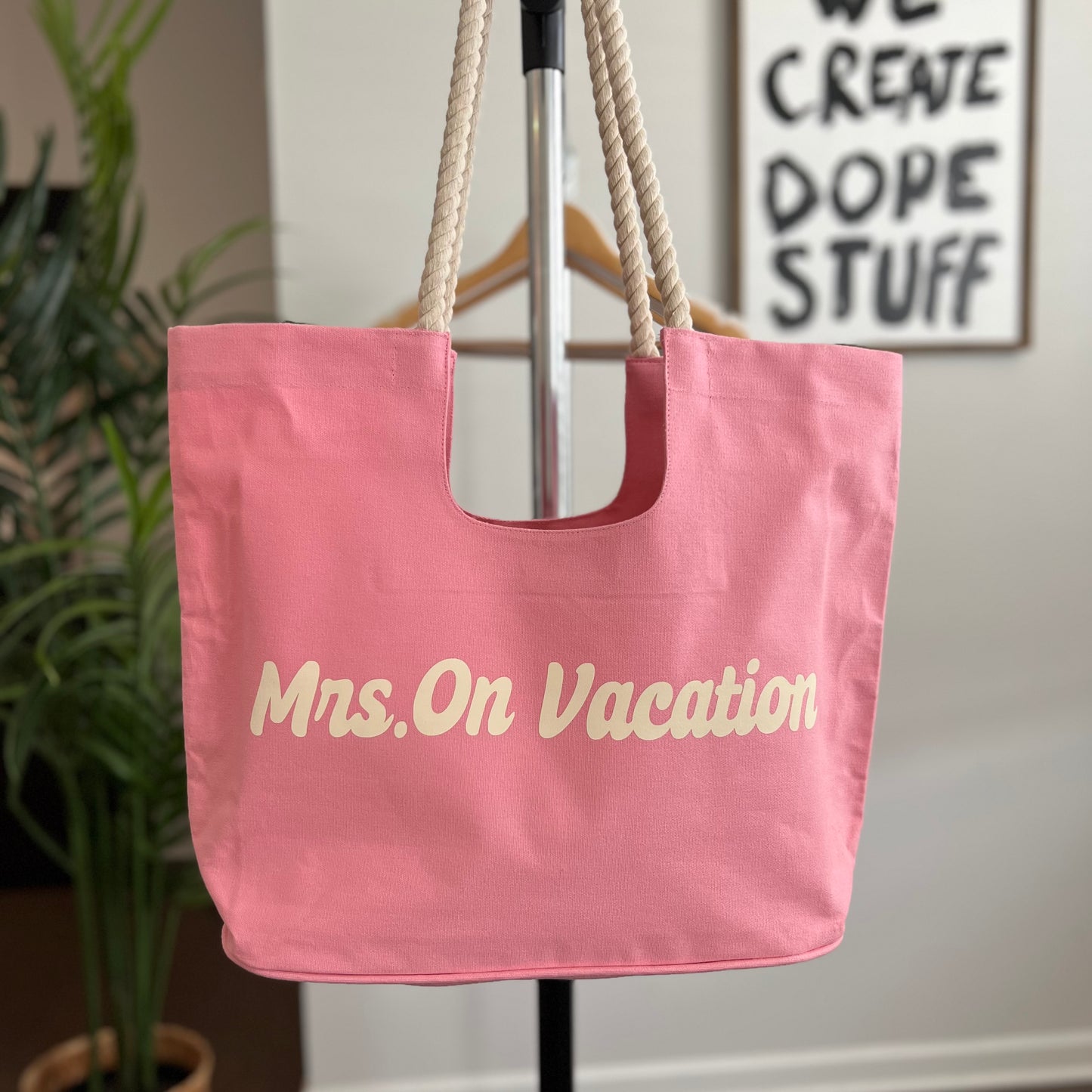 PINK MRS. ON VACATION ROPE HANDLE BAG
