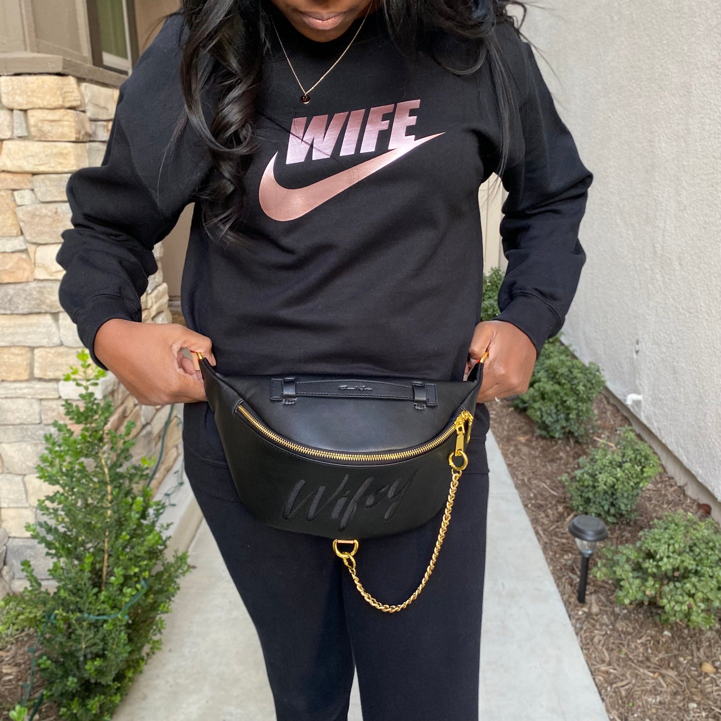 BLACK/ROSE GOLD WIFE SPORT SWEATSHIRT