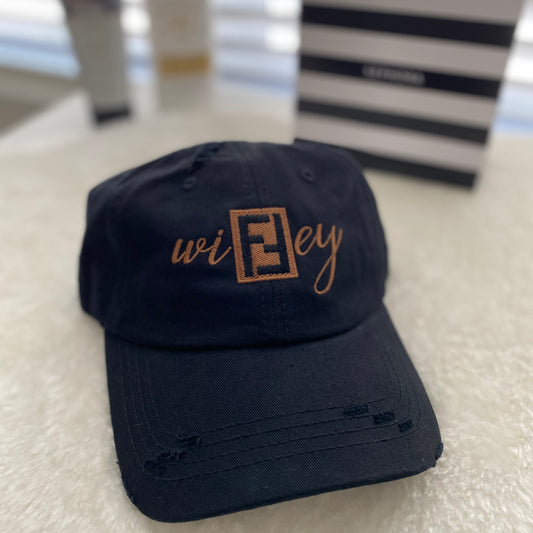 BLACK/BROWN WIFEY DISTRESSED LUXE DAD HAT