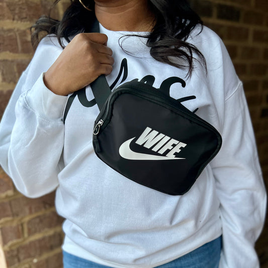 BLACK WIFE SPORT EVERYWHERE BELT BAG