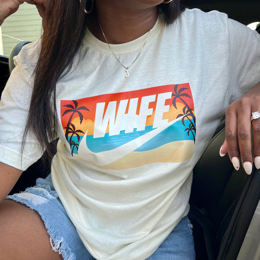 NATURAL WIFE SPORT SUNSET TEE