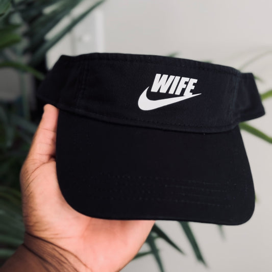 NOIRE WIFE SPORT VISOR HAT