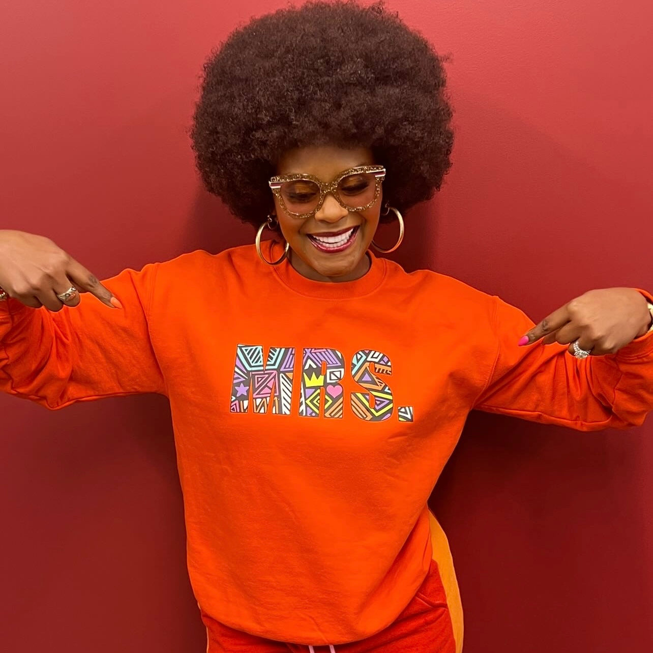 ORANGE 'THE QUEEN' MRS. CREWNECK SWEATSHIRT