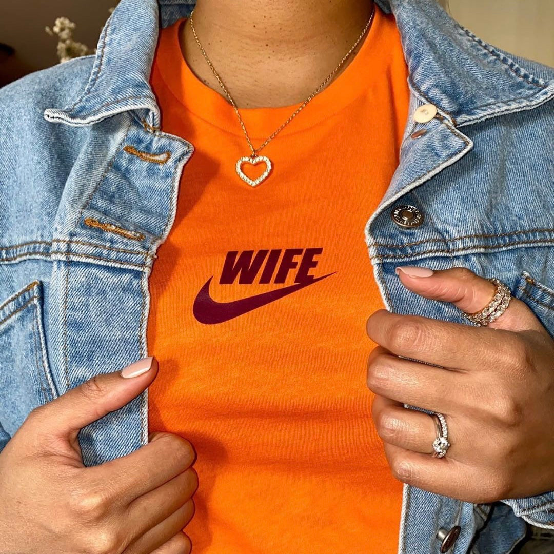 ‘O is for ORANGE’ WIFE SPORT TEE